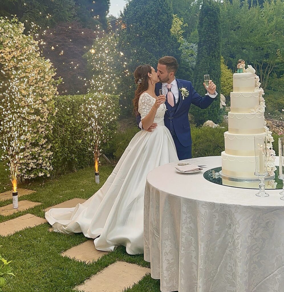 taglio torta matrimonio venerdi sabato domenica cuneo provincia la ruota event banqueting (1)